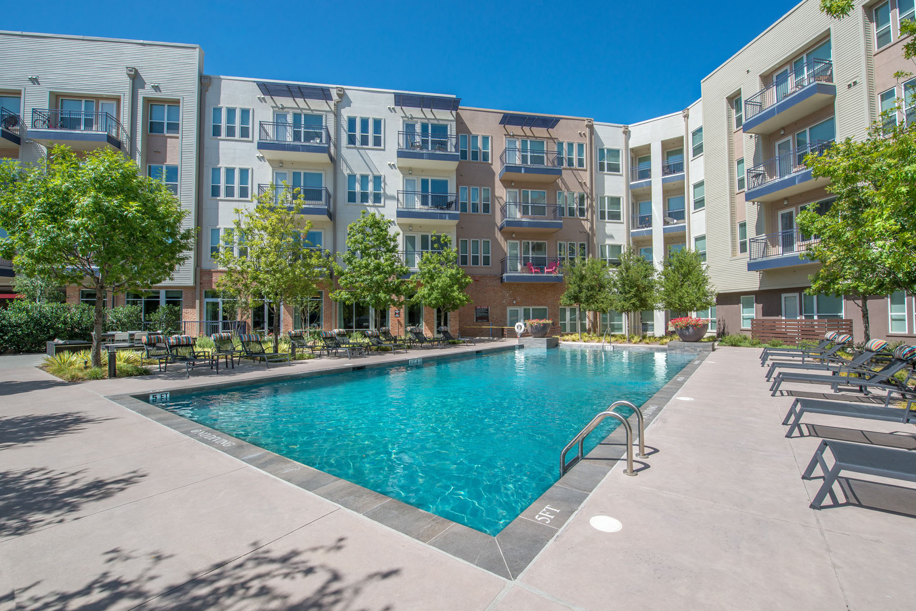 Waterton Acquires 288Unit Apartment Community in Dallas Taylor Johnson
