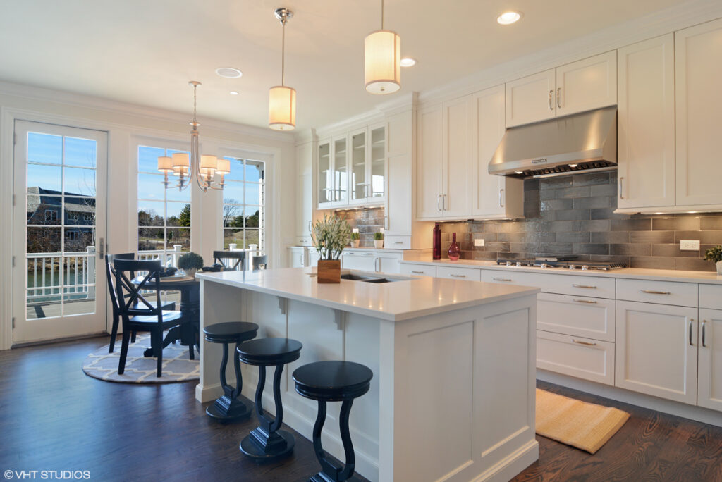 Buyers can start the new-construction process at Willow Lake in Lake Forest at any time of year, including the winter months.
