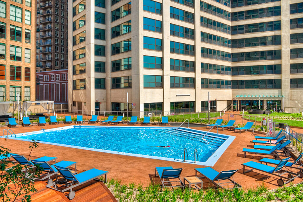 Four Draper and Kramer properties, including 1130 S. Michigan in Chicago, were named 2016 Resident Satisfaction award winners by SatisFacts.