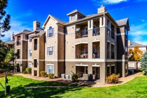 Chicago-based Waterton has acquired Greenwood Plaza, a 266-unit rental community located in the Denver suburb of Centennial, Colo.