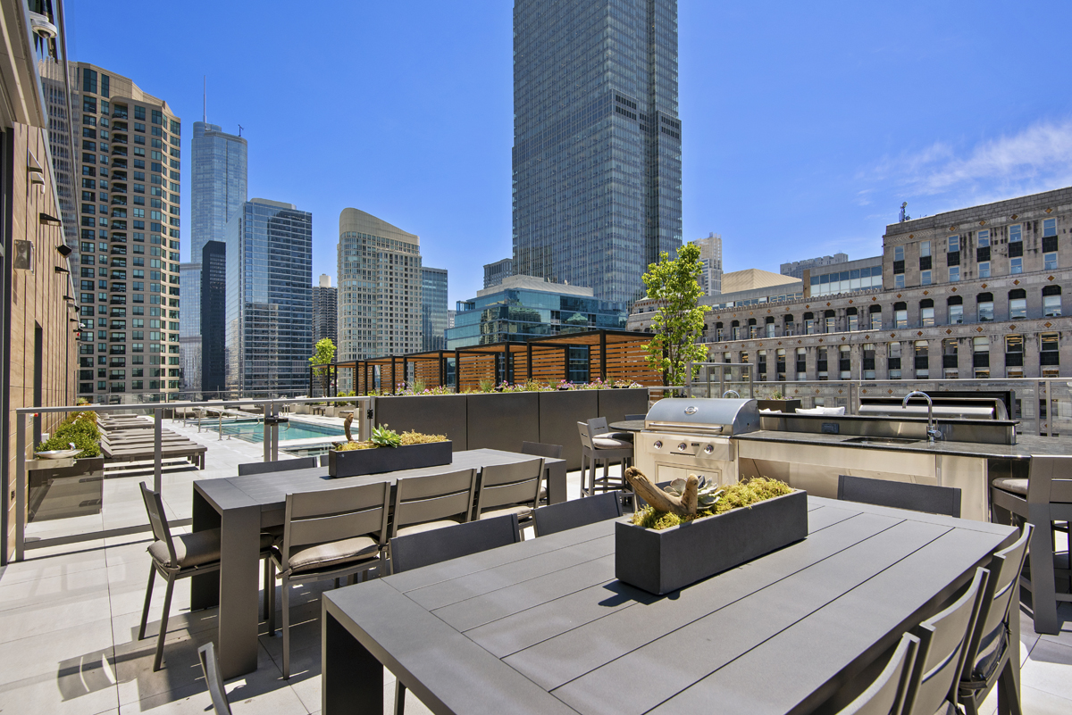 Draper and Kramer Expands Chicago Portfolio with Acquisition of HUBBARD221 Taylor Johnson